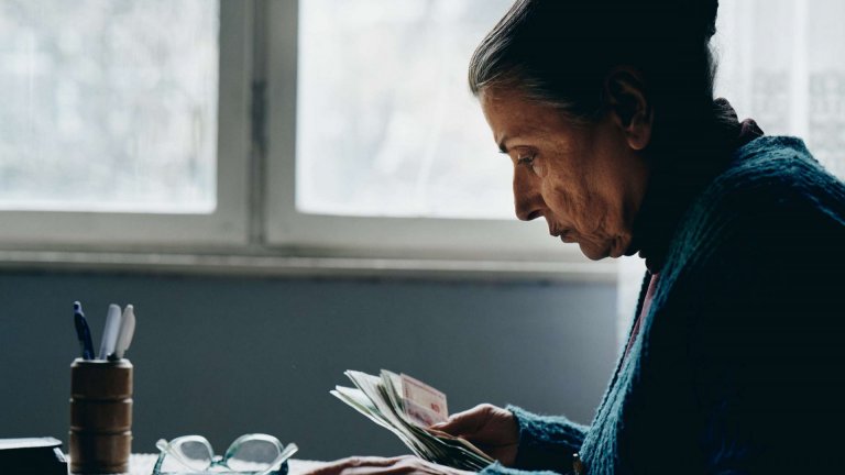 Сайтът "Дедлайн Холивуд": Актрисата Ели Скорчева черпи с пълни шепи от уроците на живота