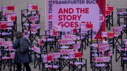 Панаирът на книгата във Франкфурт променя програмата си, за да "даде глас на Израел"