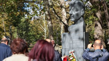 Както БТА писа честването на годишнината днес ще продължи и