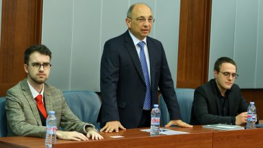 Според него бюджетни приоритети трябва да са демография образование инфраструктура