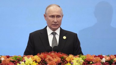 В Пекин Путин сложи на масата Северния морски път и приветства успехите на Китай