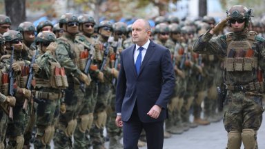 В момента имаме скрито управление по сценарий от записа добави