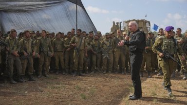 Сега гледате ивицата Газа от разстояние но скоро ще я