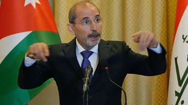 На пресконференция с германската си колежка Айман Сафади заяви че