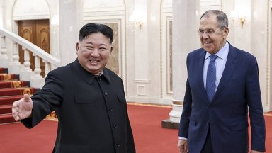 Миналия месец Ким предприе рядко пътуване до Русия по време