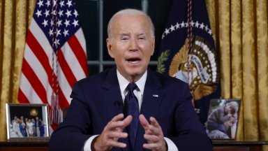 В Йемен свидетели потвърдиха за Ройтерс че експлозии има в