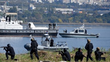 Започна "Бриз 2025" на ВМС, участват кораби, техника и щабни офецери от 14 страни
