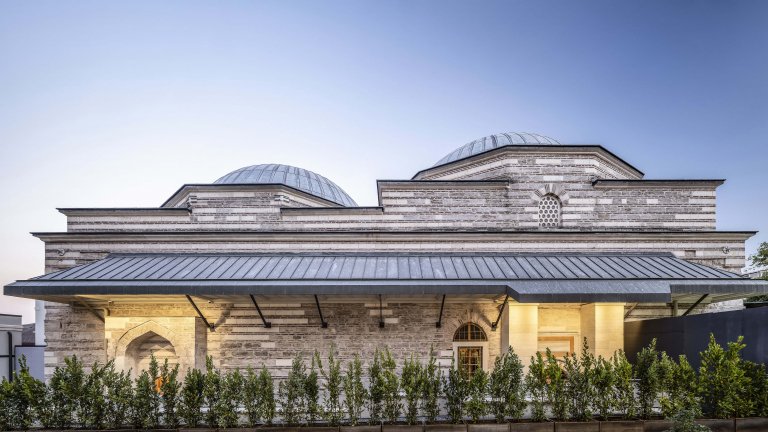 Хамам на 500 години връща към древното минало на Истанбул