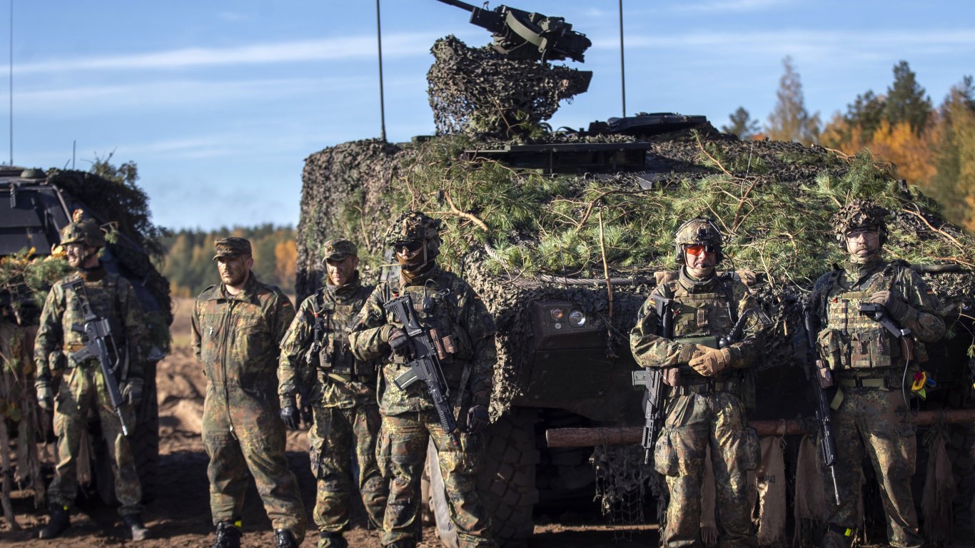 Германия ще разполага с бойна бригада в Литва от 2026 година