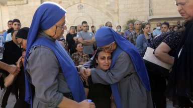 Близките на бивш американски конгресмен сред жертвите в църквата в Газа