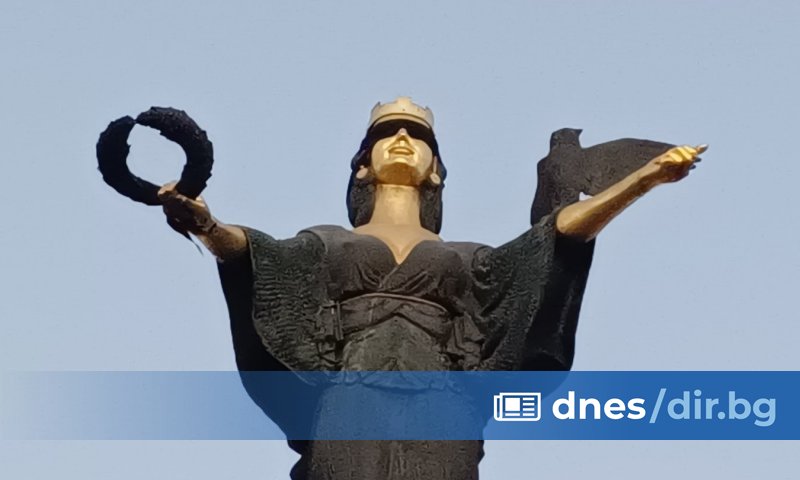 Само преди пет дни, на 16 октомври, кандидат за районен