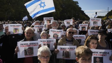 Нетаняху заплаши "Хизбула" с мощен контраудар, Берлин и Лондон на митинг срещу антисемитизма