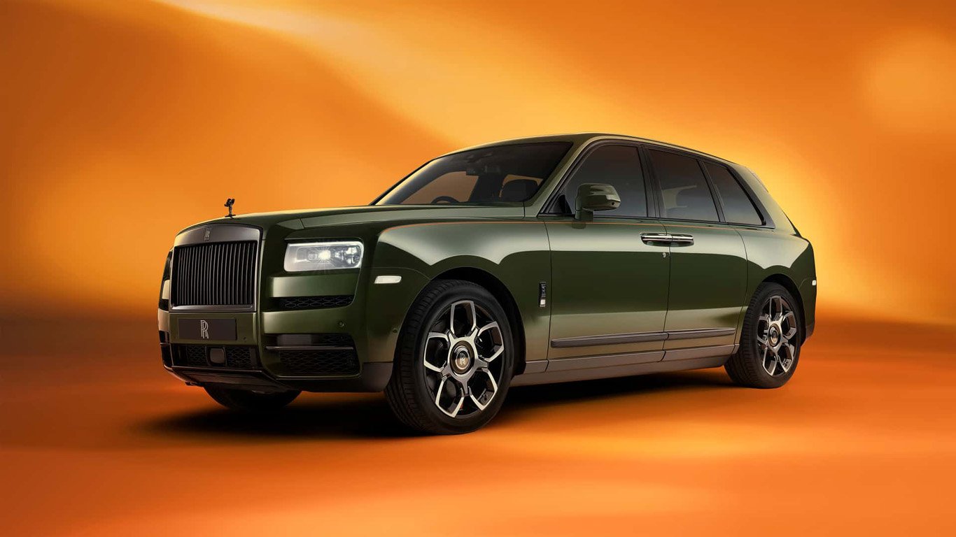 Rolls-Royce направи Cullinan, посветен на висшата мода