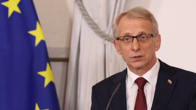 По рано съпредседателят на ПГ на ДПС Делян Пеевски поиска премиерът