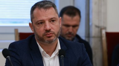 Делян Добрев: Амбицията да вдигнем доходите повече бутна правителството