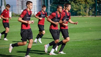 Nos gars ont commencé les éliminatoires par un match nul contre la Bosnie