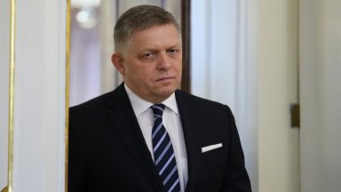 Фицо заяви че е готов да увеличи вноската на Словакия