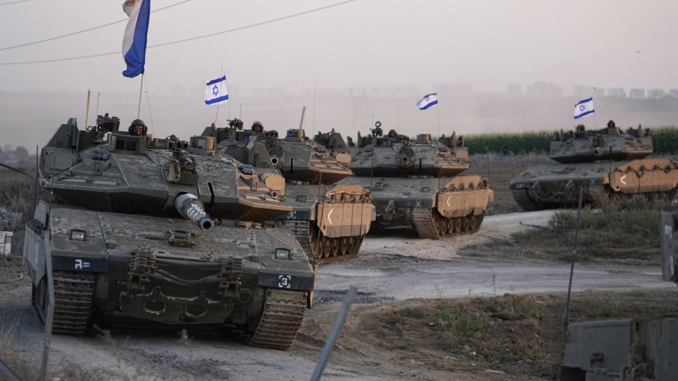 Израел е провел сухопътни операции с танкове тази нощ в Газа (видео)