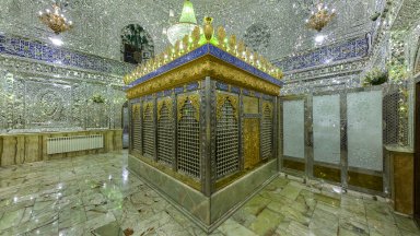 Имам Реза шрайн в Иран - гробницата по-голяма от заводите на "Боинг"