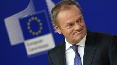 В изявление публикувано в платформата Екс Сенкевич посочи че този