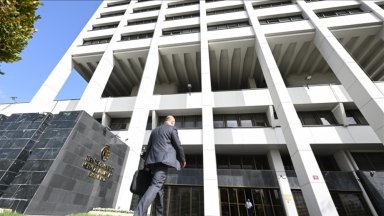 Централната банка на Турция вдигна основната лихва с 500 базисни пункта
