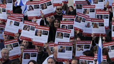 Издирваме сега хората за които ни съобщи руската страна Трудно