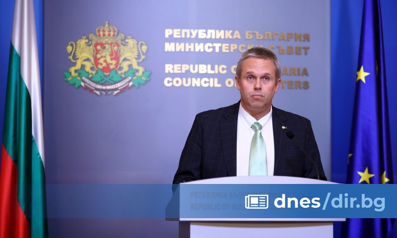 На 9 октомври са изтеглени серийните номера за машините на