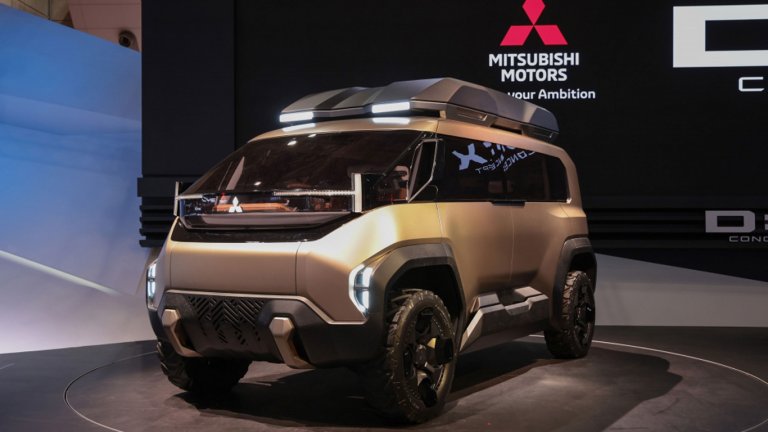 Mitsubishi D:X Concept загатва бъдещето на минивана Delica