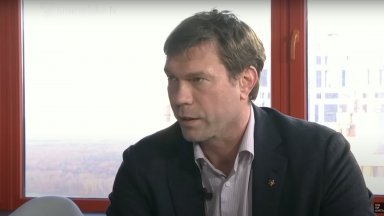 Състоянието на Олег е много тежко В момента той е