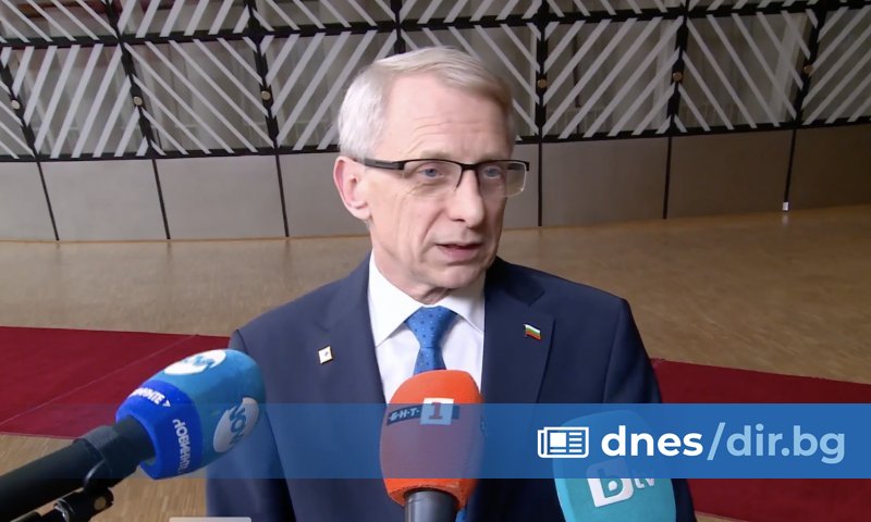 Министър-председателят участва в срещата на върха между лидерите на общността.
Ясно