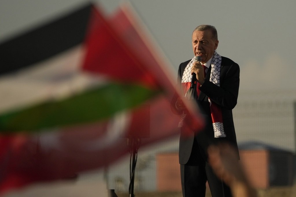 Реджеп Тайип Ердоган по време на протест в защита на палестинците (снимка архив)