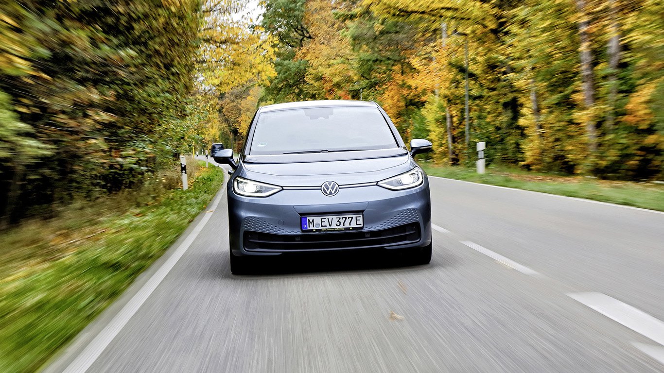 Батерията на Volkswagen ID.3 запазва 93% от капацитета си след 100 000 км