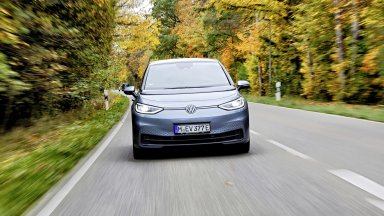 Батерията на Volkswagen ID.3 запазва 93% от капацитета си след 100 000 км