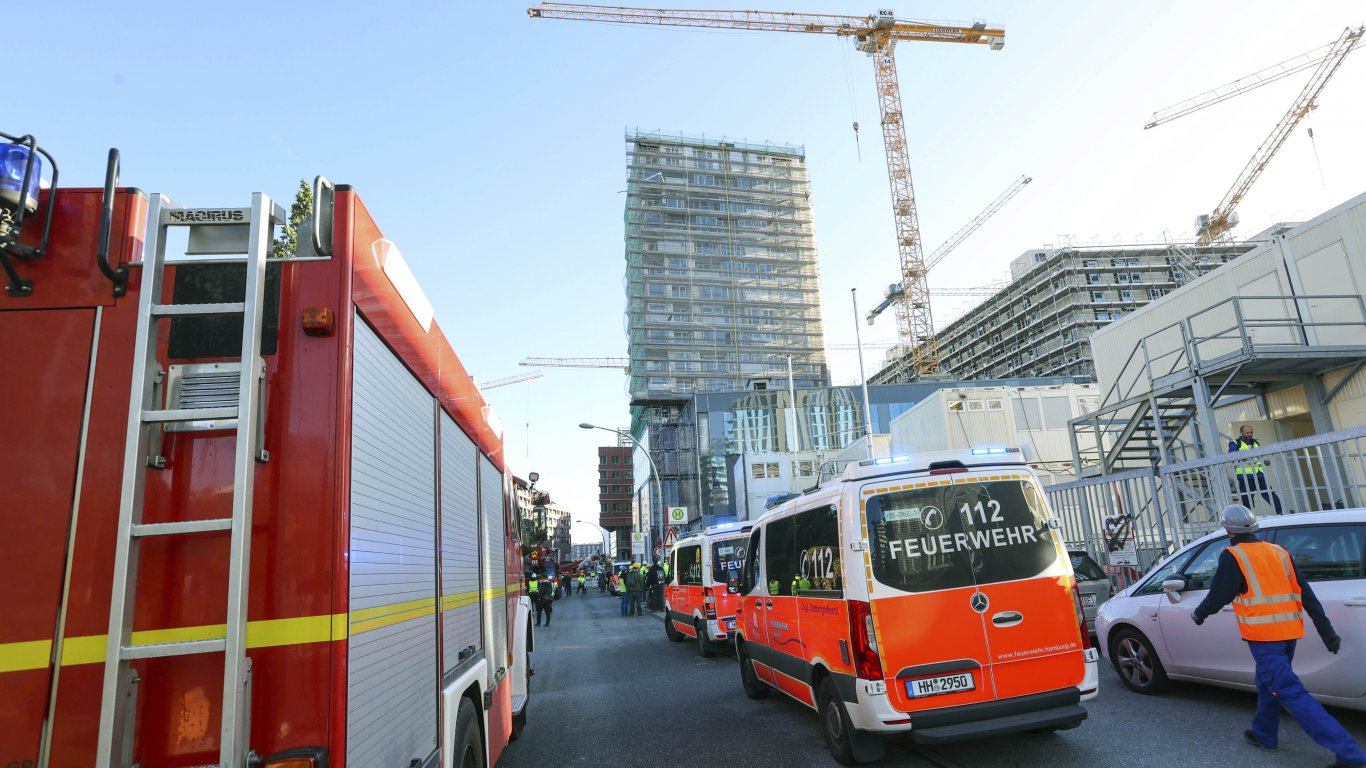 МВнР няма данни за самоличността на загиналите четирима работници в Хамбург