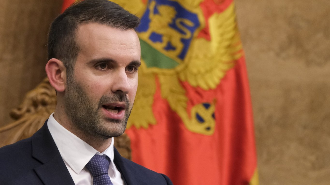 Парламентът на Черна гора избра ново правителство начело с Милойко Спаич