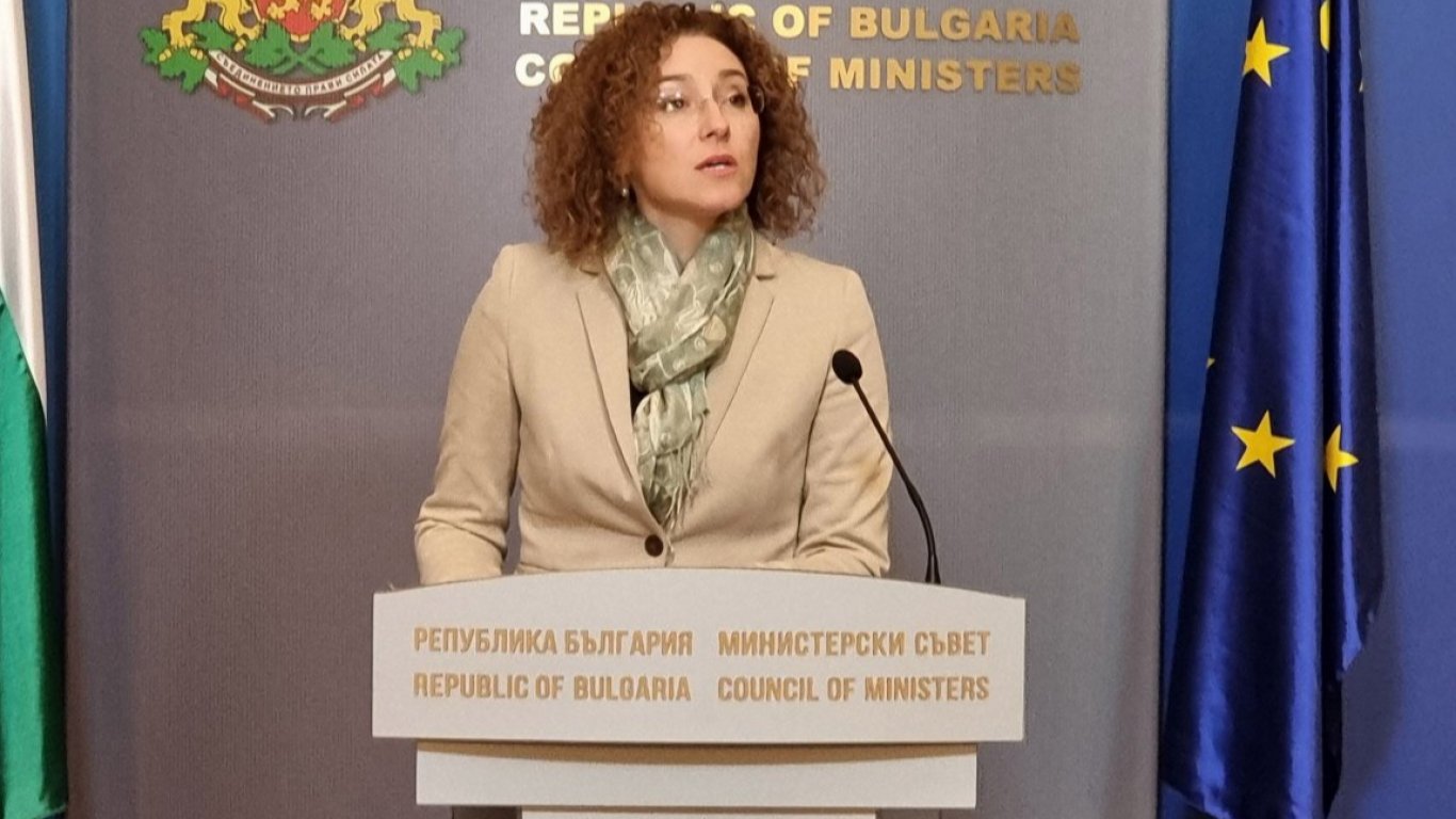 Шалапатова: При въвеждане на еврото доходи и пенсии ще се преизчислят в полза на хората