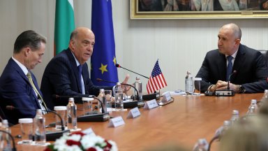 Държавният глава цитира изследване на Американската търговска камара в България според