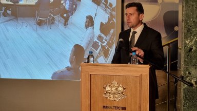 Това дава възможност да се продължи процесът напред В момента