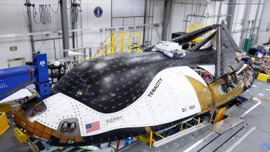 НАСА ще тества новата совалка Dream Chaser