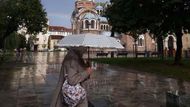 От общината посочиха че ще се наблюдават нивата на реките