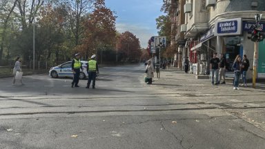Затвориха ключов столичен булевард заради изоставен куфар (снимки)