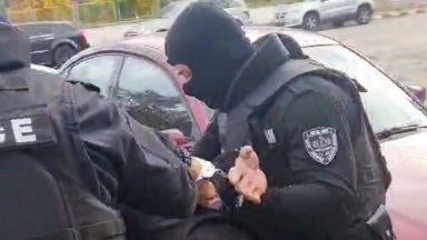 Разбиха престъпна група, разпространявала дрога в София, Симитли и Благоевград