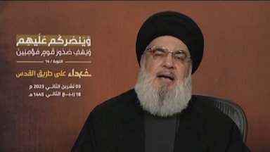 Речта му беше съпроводена от празнична стрелба с огнестрелни оръжия