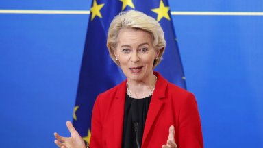 Урсула фон дер Лайен пристигна в ранните часове на днешния