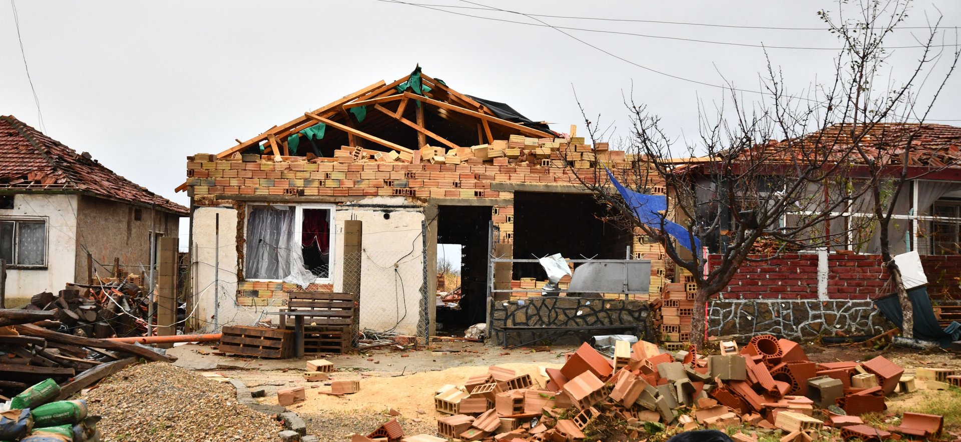 В Североизточна България, област Разград, най-тежко е положението в селата Лъвино