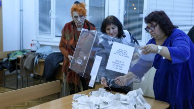 При 100 извадка от паралелното преброяване Костадин Димитров от ГЕРБ