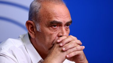 Не това че разликата между Терзиев и Григорова е малка