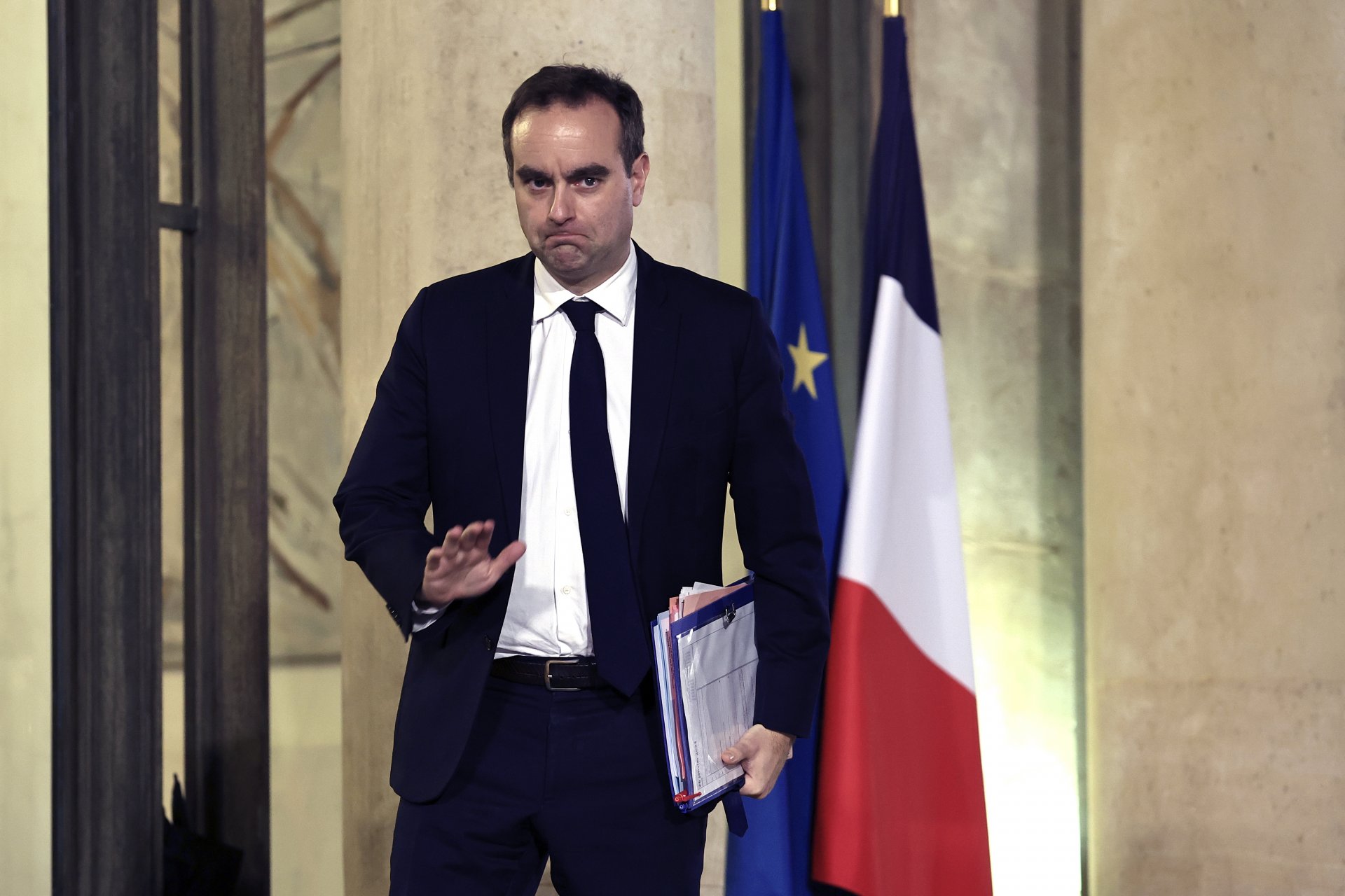 Министърът на отбраната на Франция Себастиан Лекорньо