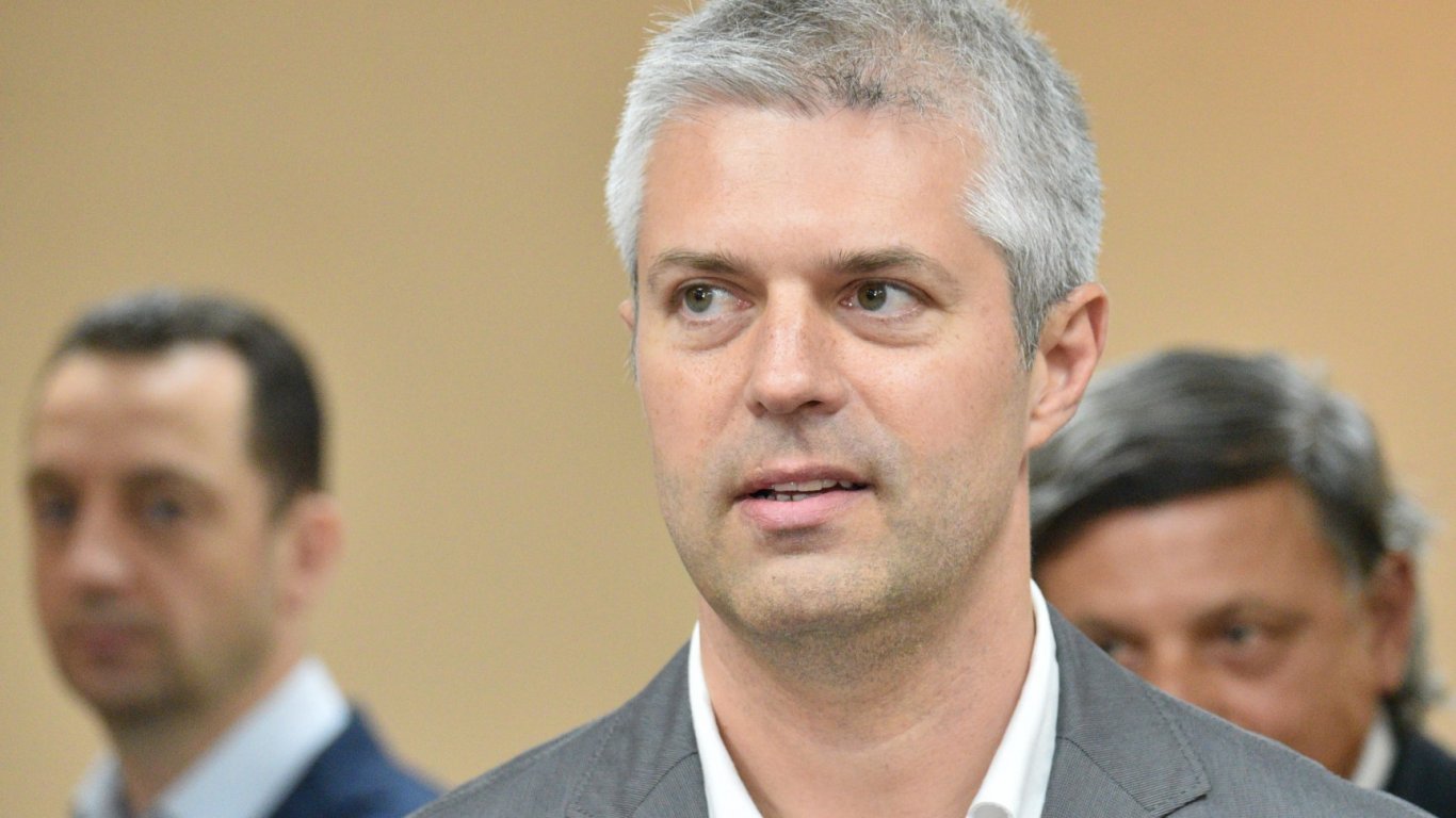 Новият кмет на Варна обяви приоритети и структурни промени в общината,  без "чистка" 