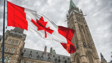 Експлозия уби двама души в посолството на Канада в Нигерия